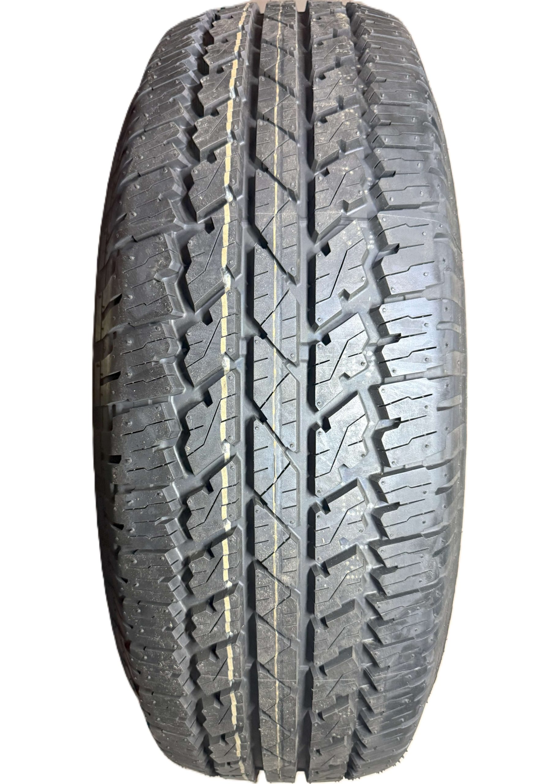 mishmish tyres bridgstone 265/70r18 all terrain